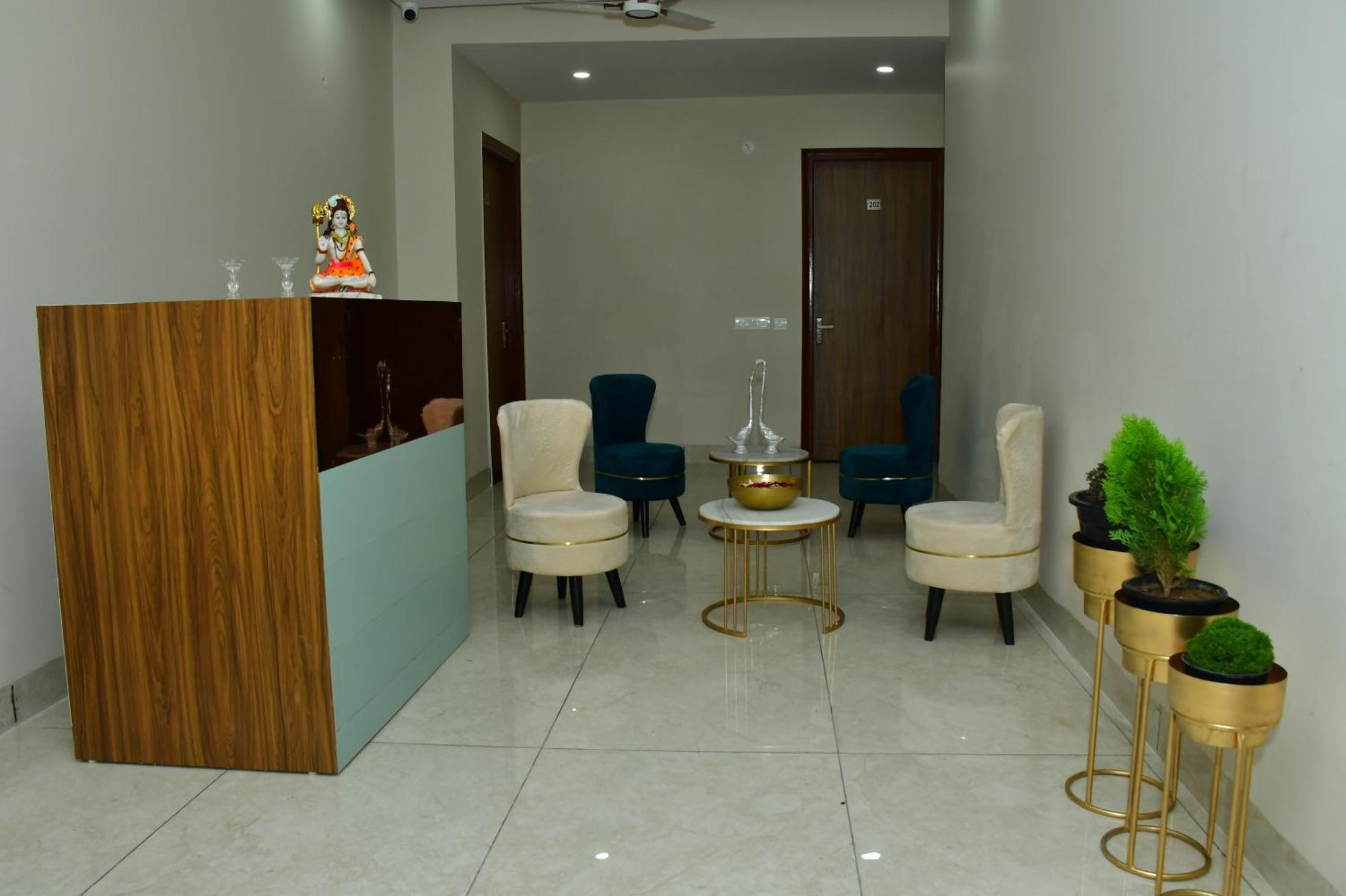 Sadabahar Regency Hotel Bahora ภายนอก รูปภาพ